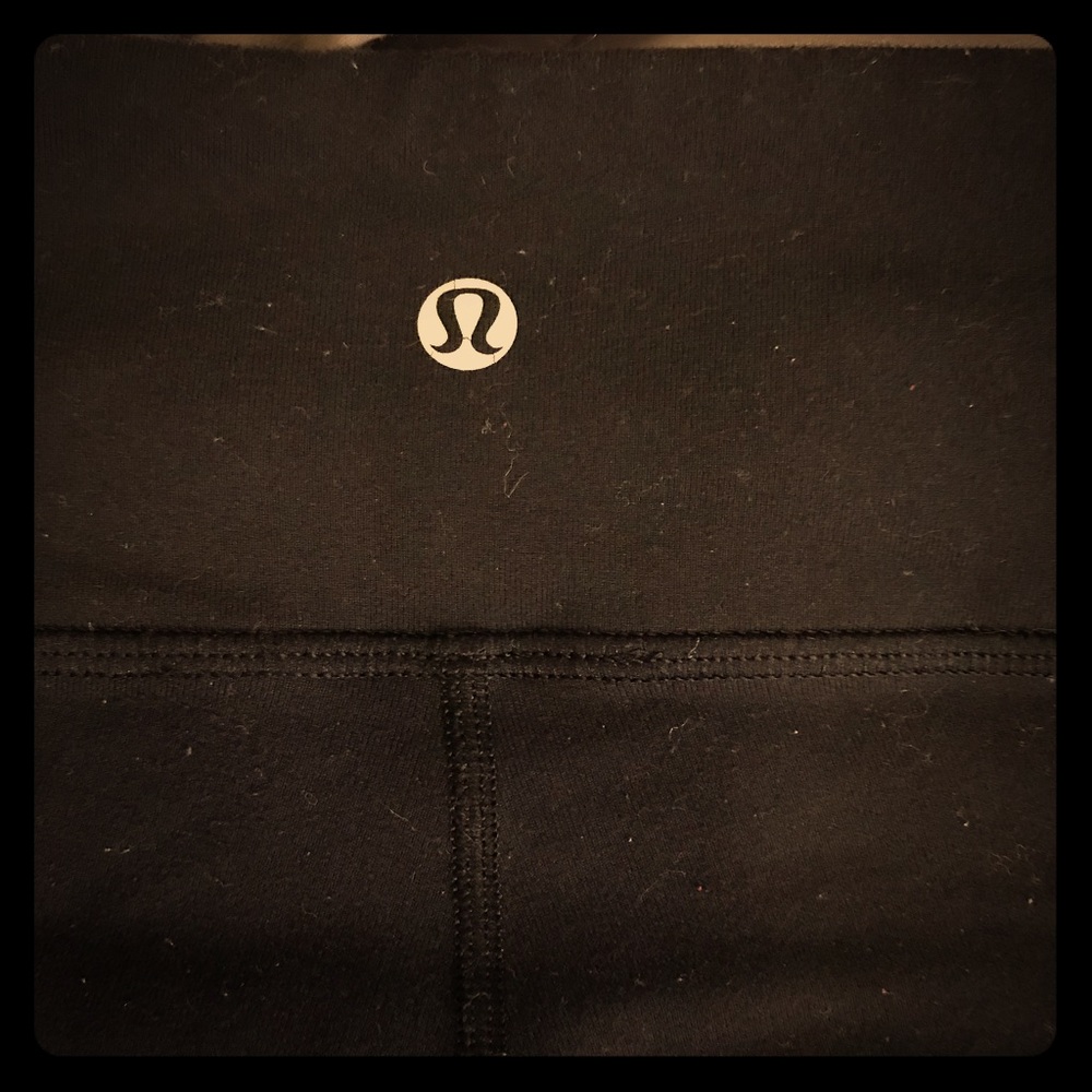 Lululemon wonder under crop